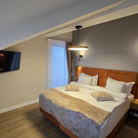 La Boheme Corbeanca - Partener Therme Ostratu 外观 照片